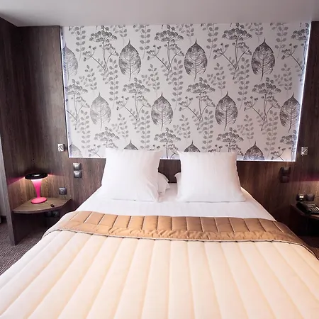 Western Premier Le Patio Des Artistes Wellness Jacuzzi Hotel 4*